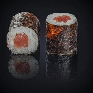 Ролл с тунцом